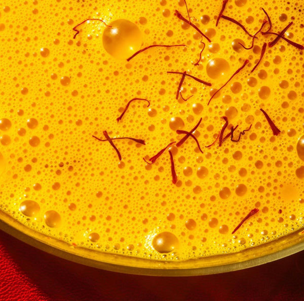 A Healthy Holiday Recipe: The Saffron Latte